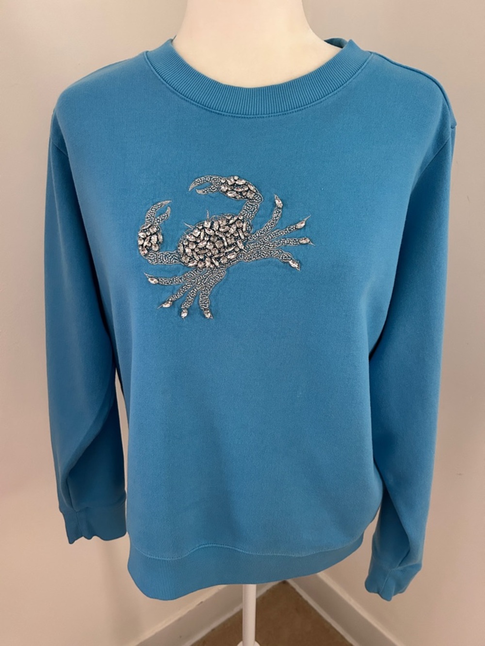 Lilly Pulitzer Blue Sweatshirt with Crystal Crab Motif sz S/M